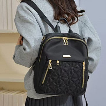 Elegante gesteppte Multi-Taschen-Rucksack Karnz
