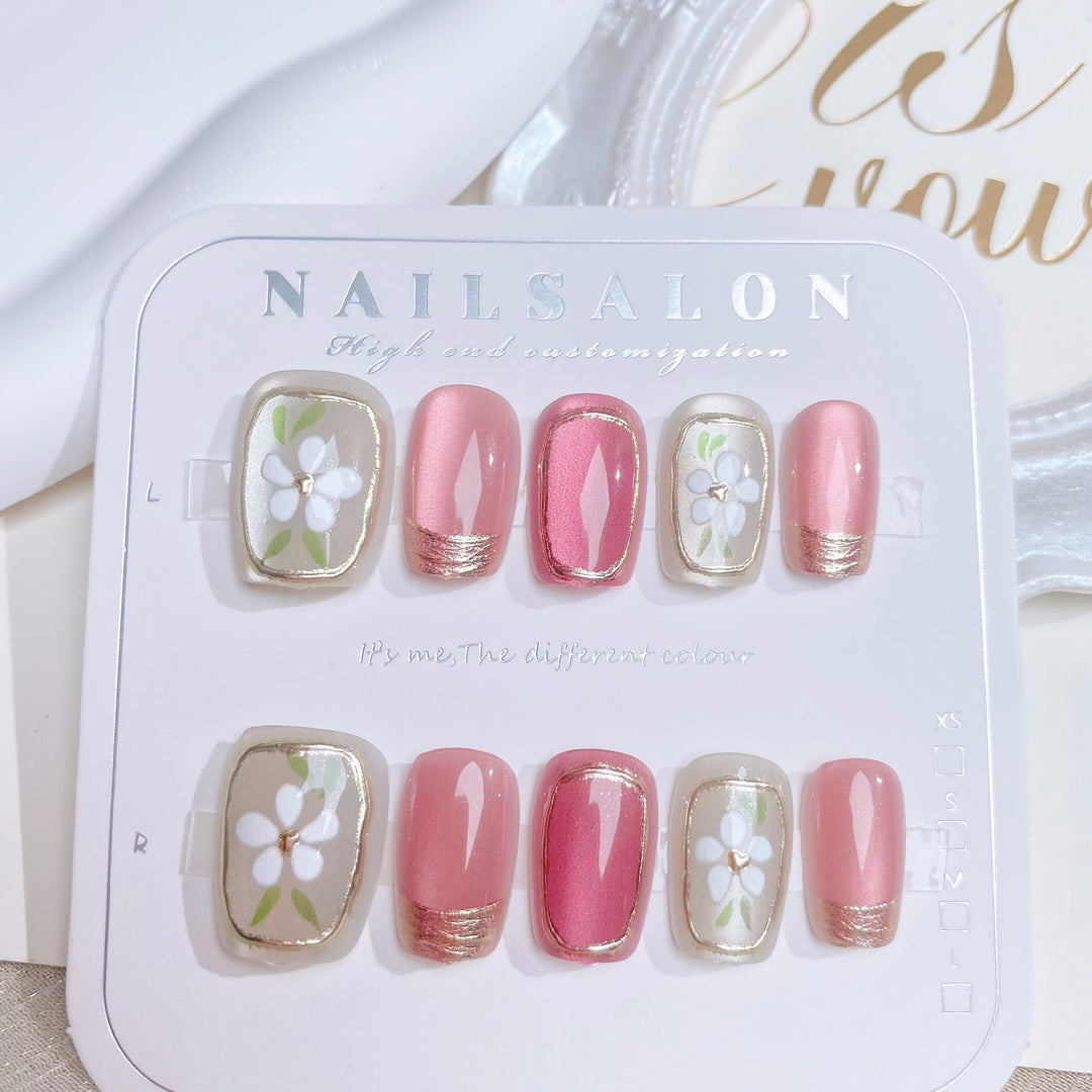 Blumenverziertes Press-On Nagelset