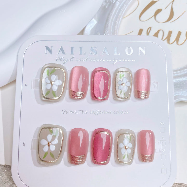 Blumenverziertes Press-On Nagelset