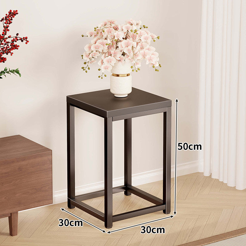 Hoher Metallpflanzenständer Pedestal mit quadratischer Oberseite Minimalistischer Rahmen