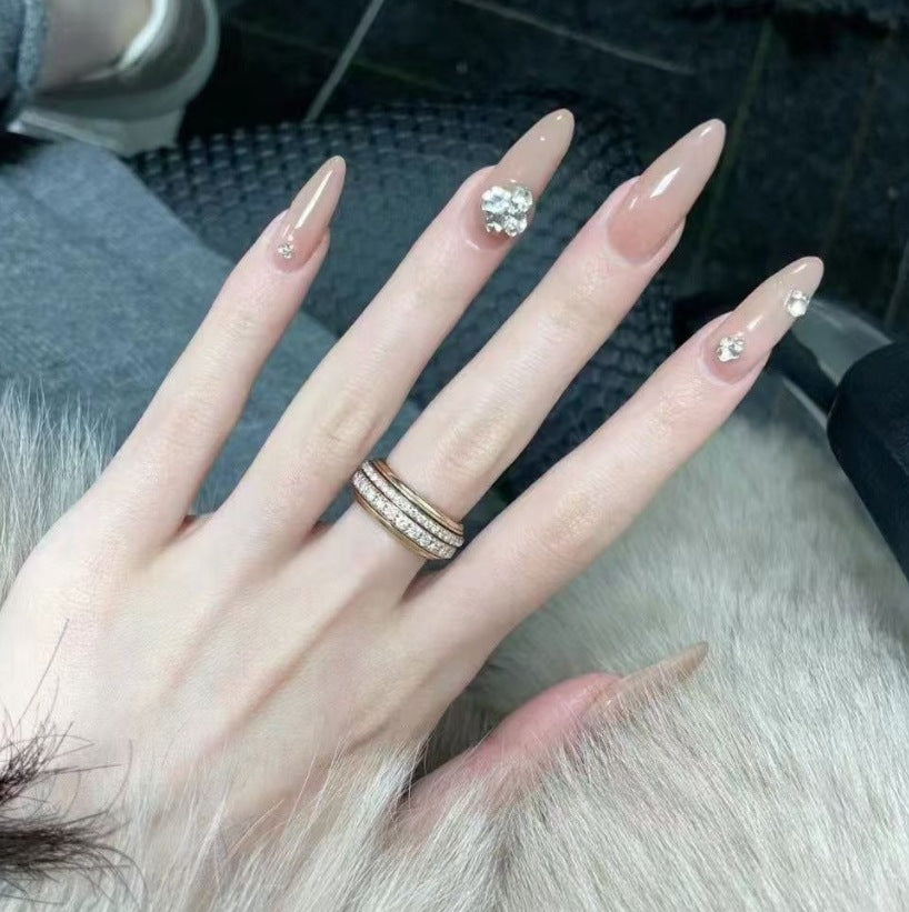 Luxus dekorative Nagelkunst Karnz