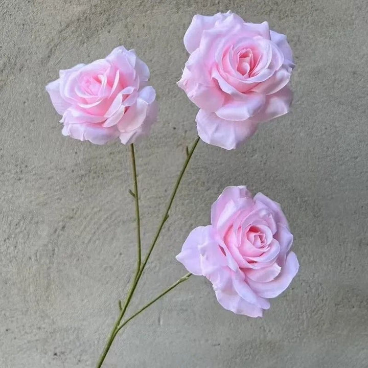 Lebensechter künstlicher Rosenstielstrauß