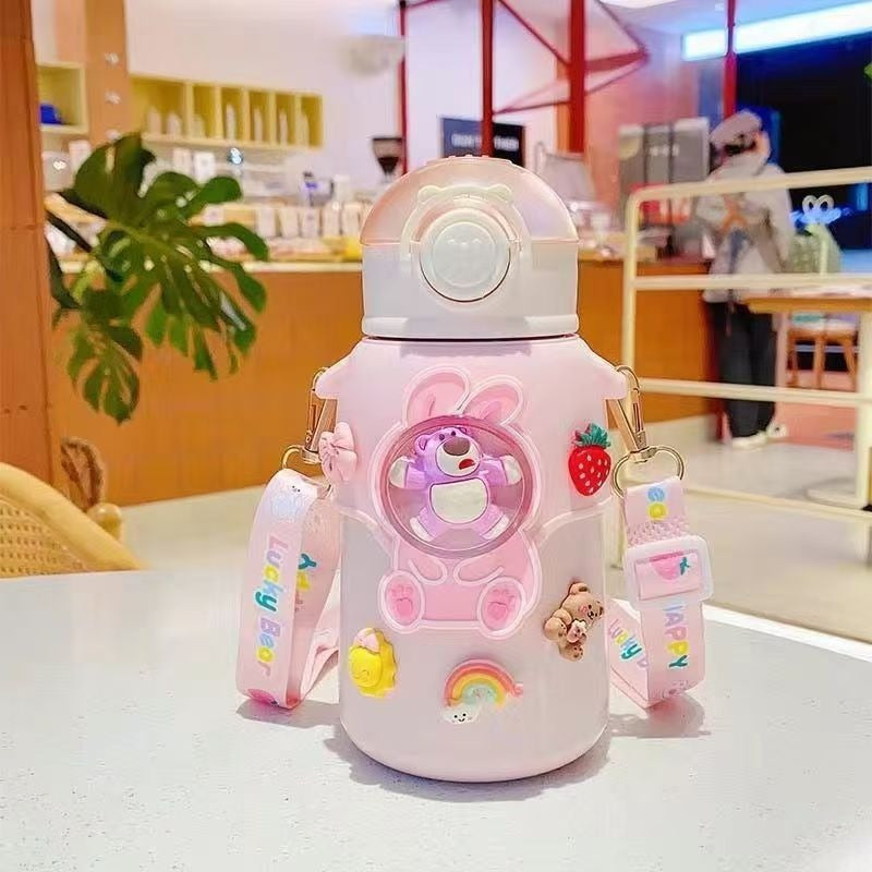 Damen verspielte und stylische Isolierflasche mit bunten Anhängern Karnz