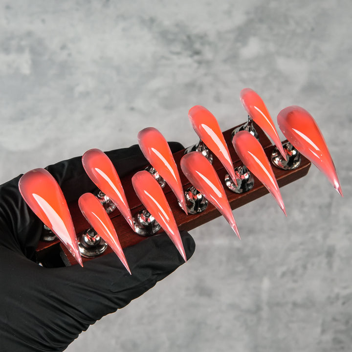 Scharfe Stiletto Press-On Nagel Set