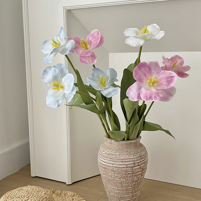 Realistischer künstlicher Tulpenstiel
