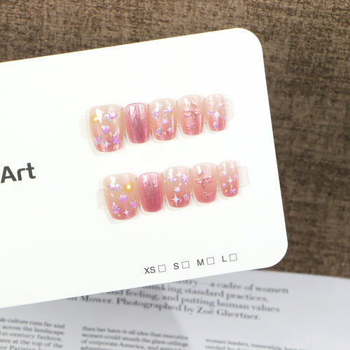 Künstlerisches floral-verziertes Press-On-Nagelset Karnz