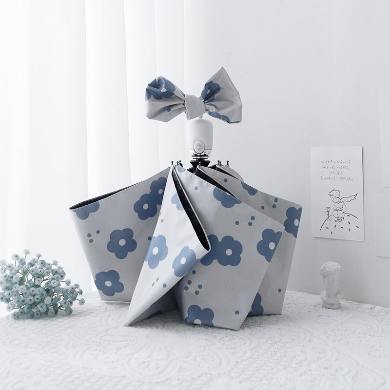 Damen Faltregenschirm mit ausgefallenem Blumendesign Karnz