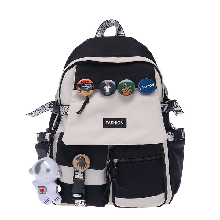 Moderner Rucksack mit Vielseitigen Fächern und Kreativen Applikationen Karnz