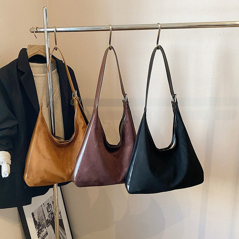 Elegante und Vielseitige Schultertasche Karnz