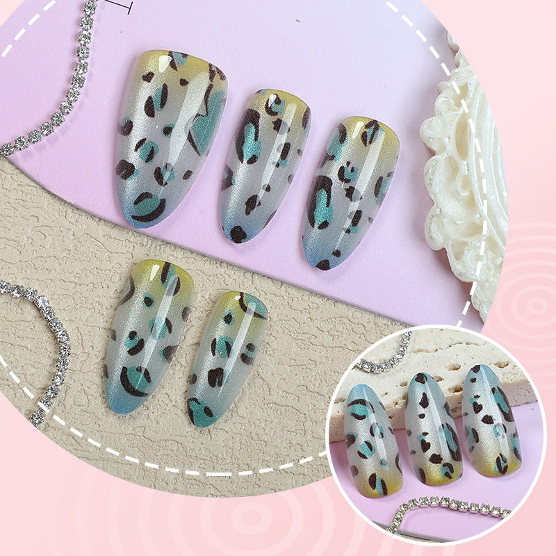 Elegante Künstlerische Press-On Nagelset