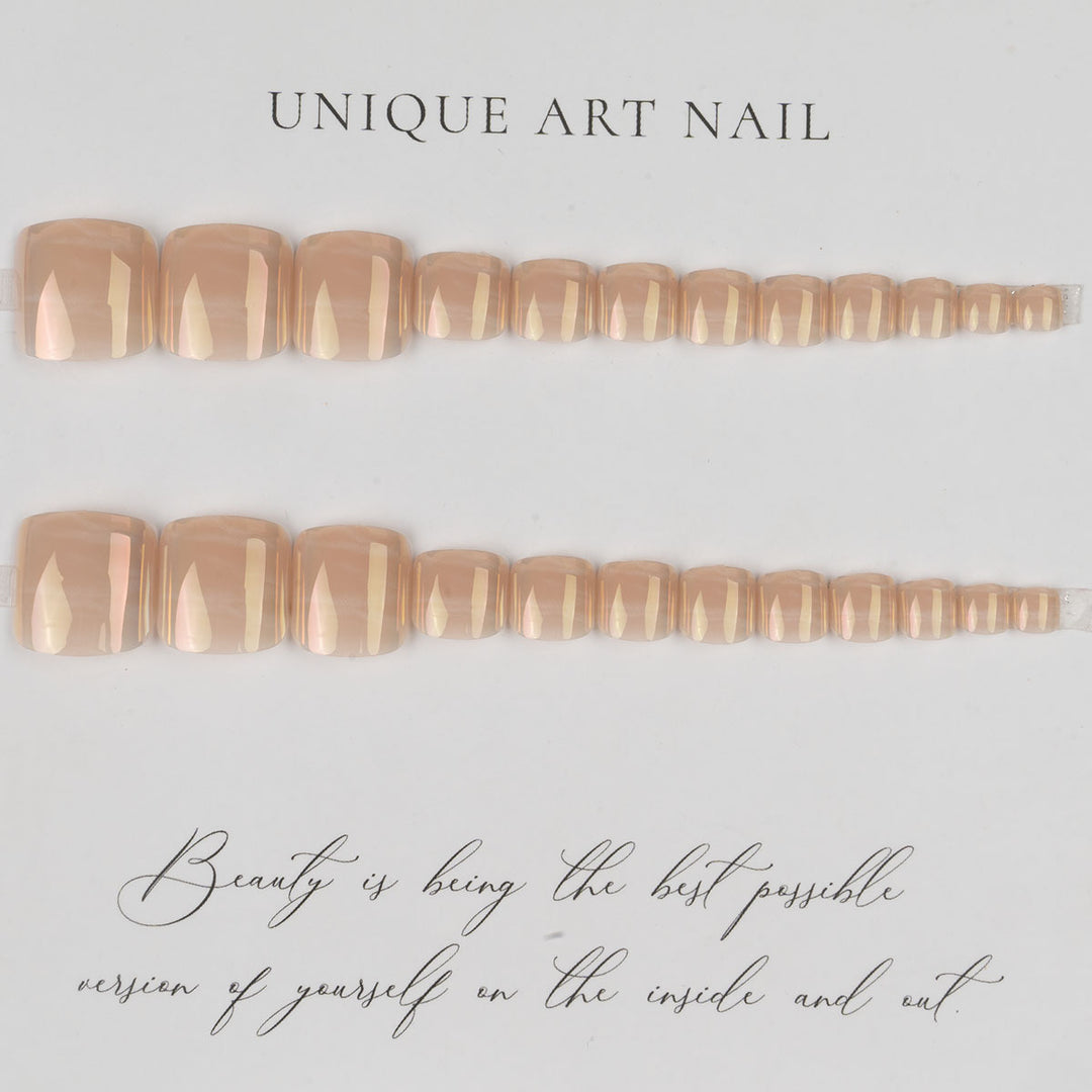 Luxuriöse Nagelkunst
