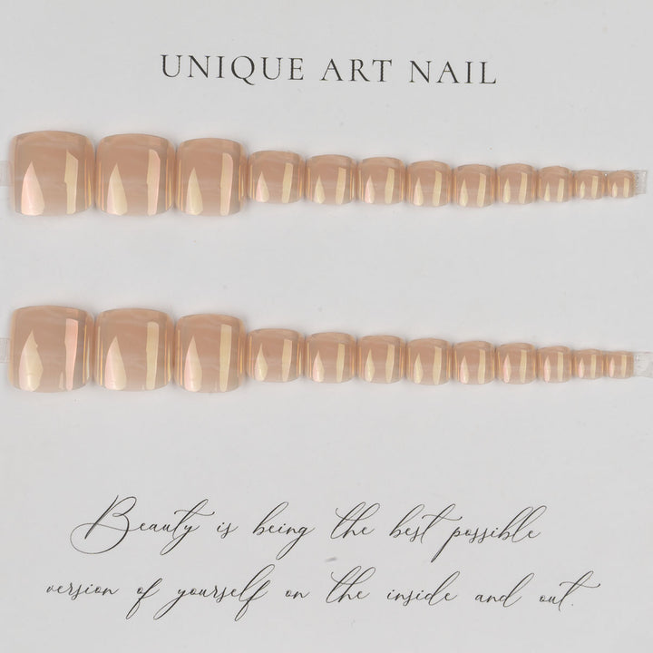 Luxuriöse Nagelkunst