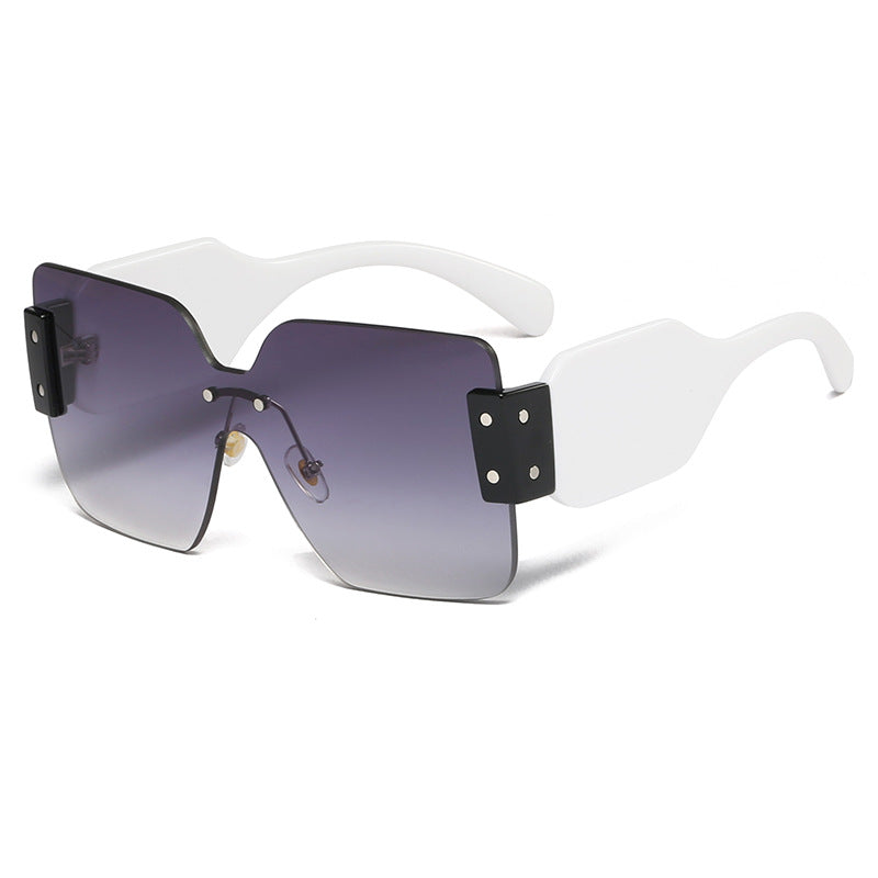 Damen modische flache Sonnenbrille mit kreativem Design Karnz