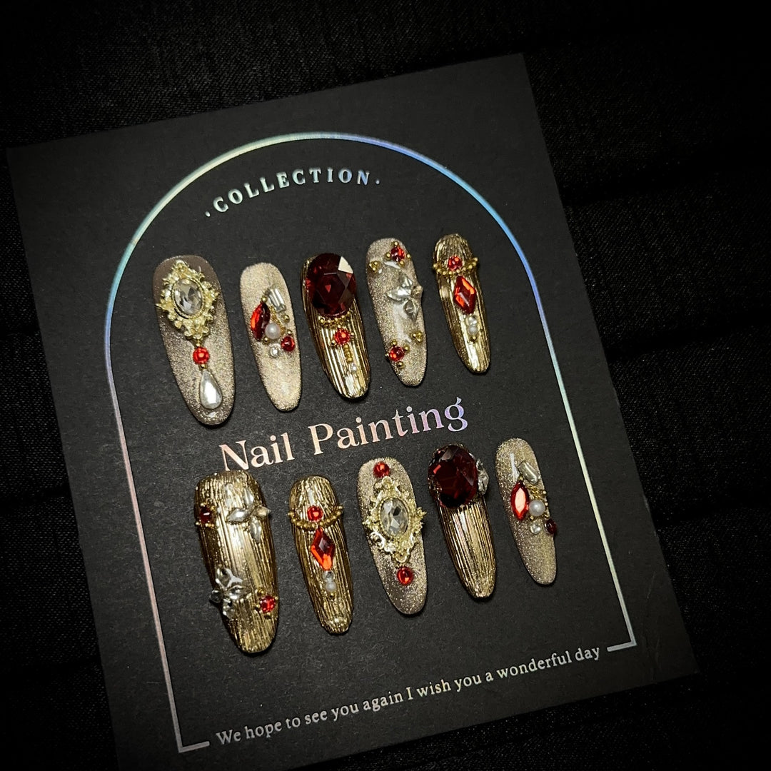 Luxuriöse mit Strass besetzte Press-On Nagelkunst