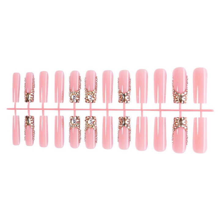 Kunstnagelset mit eleganten Strass- und Glitzerakzenten Karnz