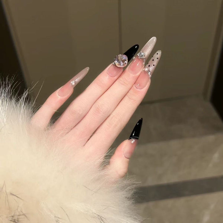 Stylische Nagelkunst