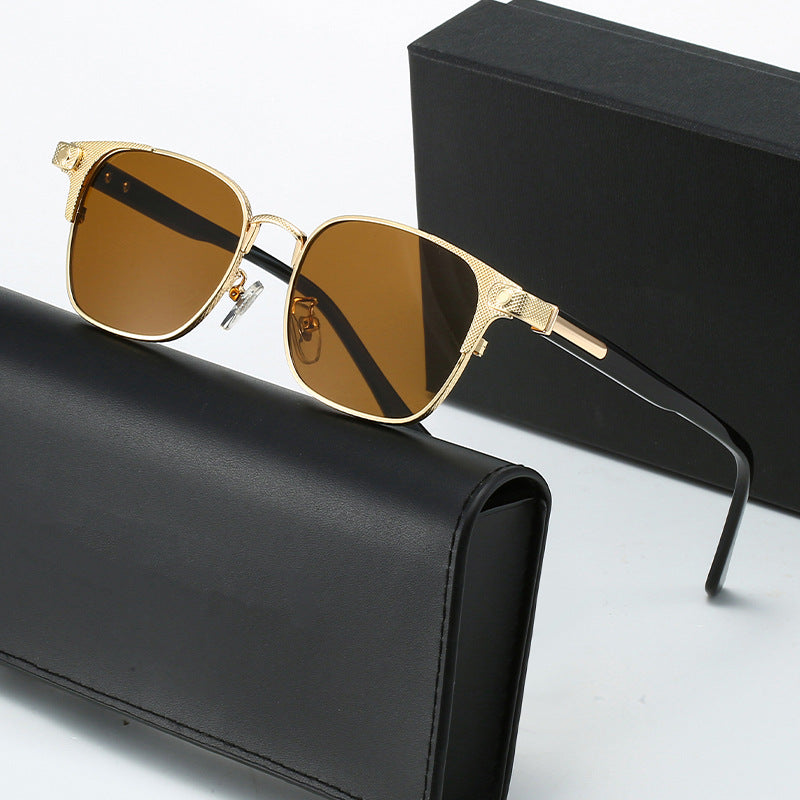 Damen modische Korrektionsbrille mit filigranem Metallrahmen Karnz
