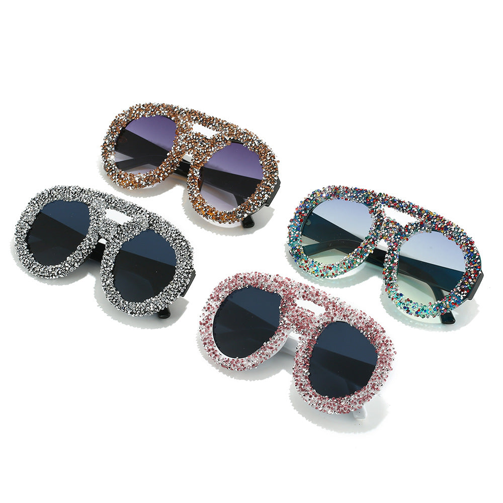 Damen modische Sonnenbrille mit glamourösem Strassrahmen Karnz