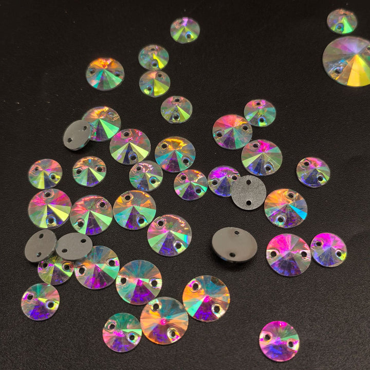 Funkelnde Strass-Applikationen Karnz