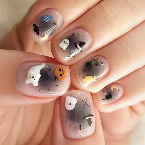 Kunstnagelset mit Halloween-Motiven und kreativen Designs Karnz