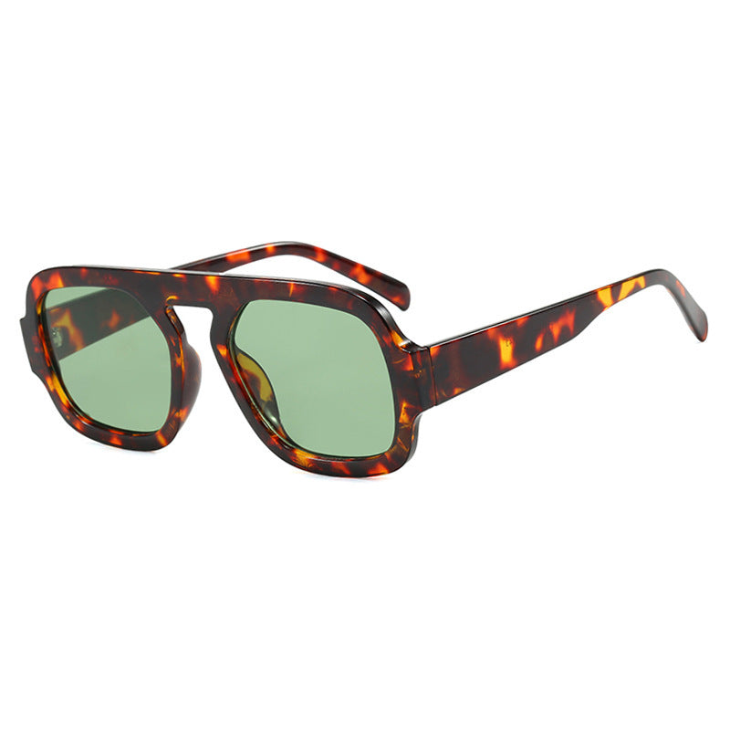 Damen moderne oversized Sonnenbrille im kantigen Design Karnz