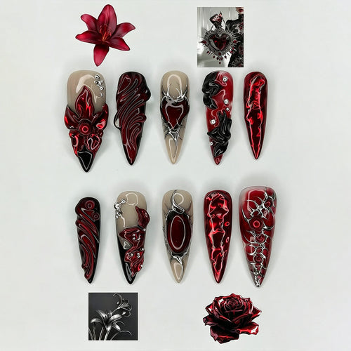 Kunstnagelset mit kunstvollen Designs Karnz