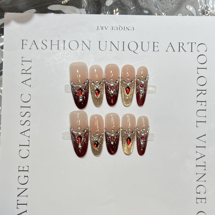 Luxus Press-On Nagelset mit eleganten Juwelenelementen