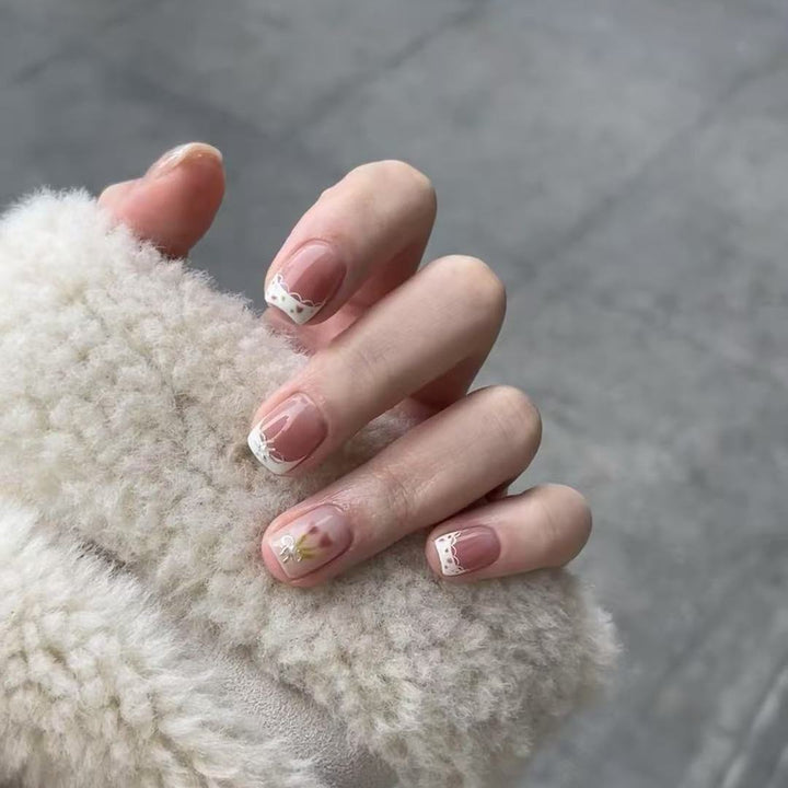 Kunstvolle Nagelspitzen Design Karnz