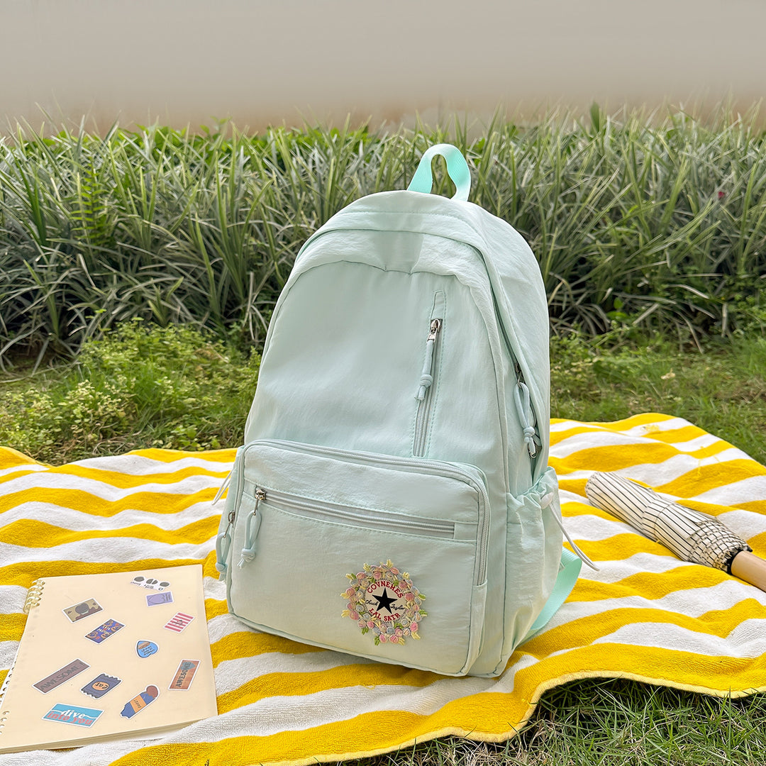Funktionaler bestickter Rucksack Karnz