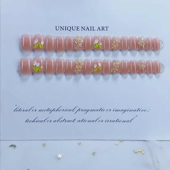 Floral Art Press-On Nail Set Karnz