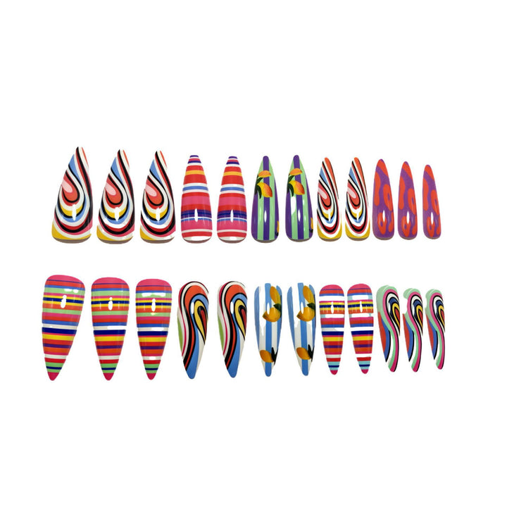 Kreative Kunstnägel mit multicolor Design Karnz