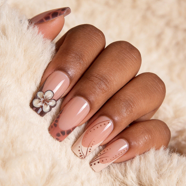 Floral Design Press-On Nails Karnz
