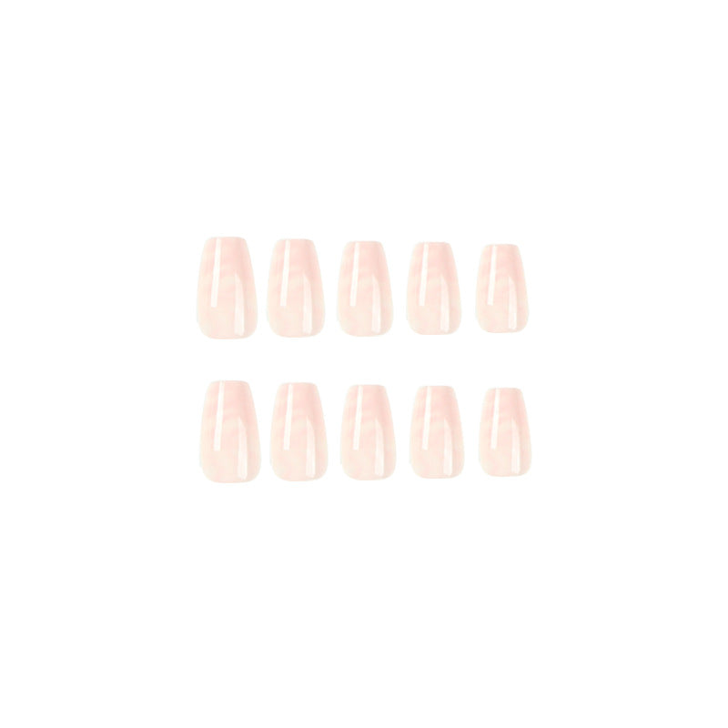 Elegante Nagelverlängerungen mit marmorierten Akzenten Karnz
