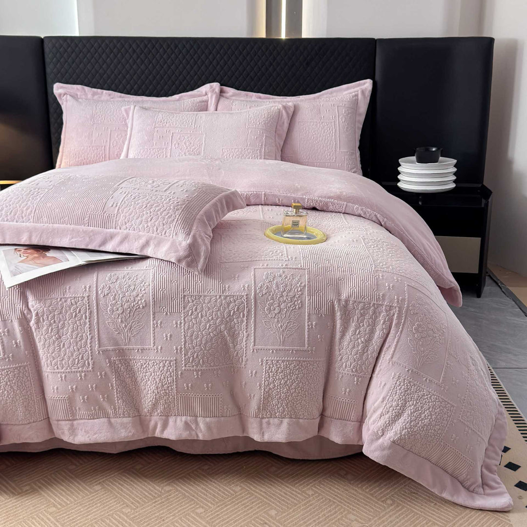 Gestepptes Baumwoll-Bettüberwurf‑Set mit floralem Patchwork‑Relief