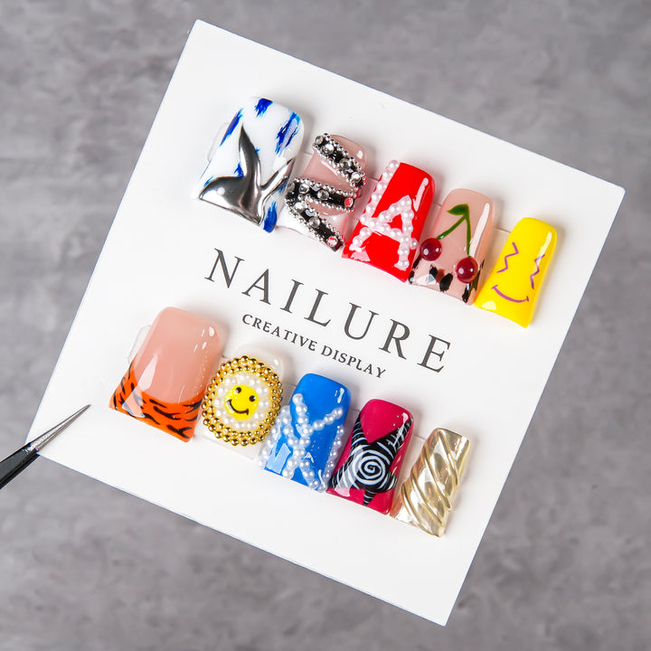 Künstlerisches Press-On Nagelkunst Set