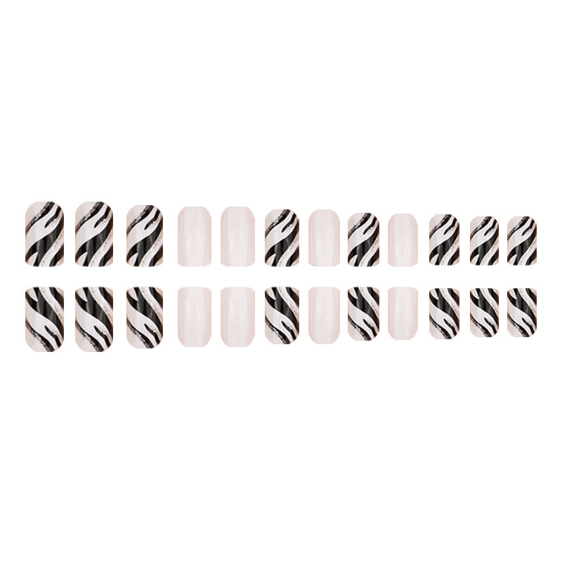 Zebra Gestreifte Nagel Kunst Extensions Karnz
