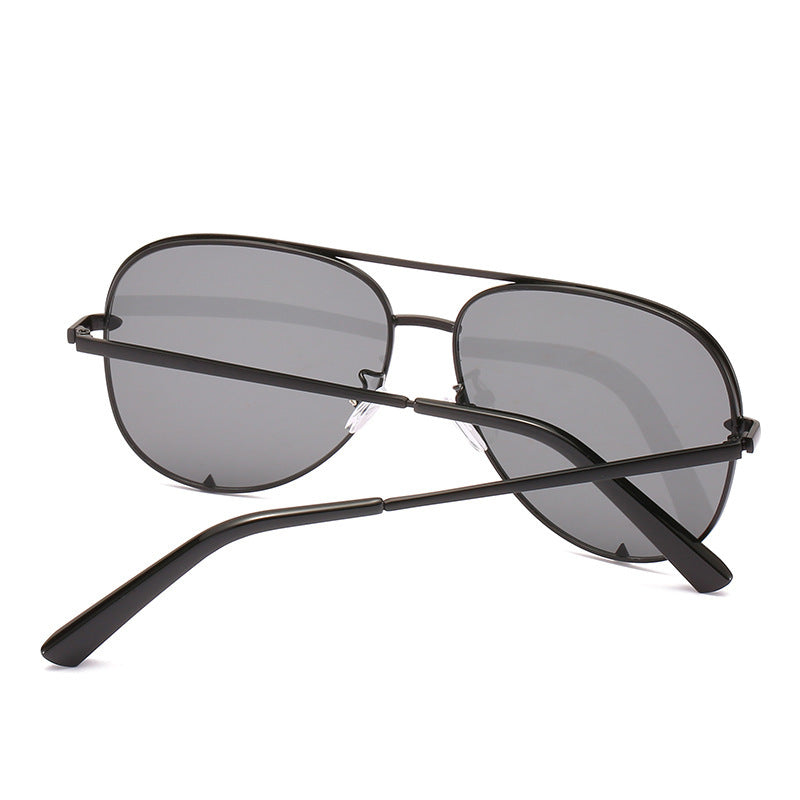 Modebewusste Aviator-Sonnenbrillen Karnz