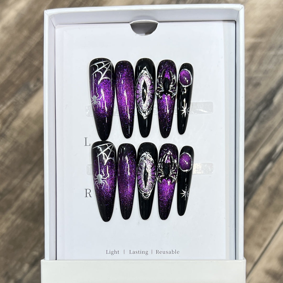 Glamouröses Stiletto Druck-On Nagelkunst-Set mit himmlischem Design Karnz