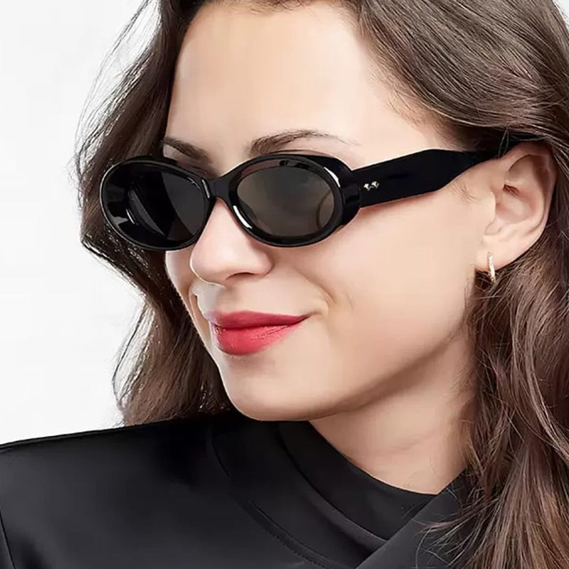 Damen modische Sonnenbrille im eleganten Retro-Stil Karnz