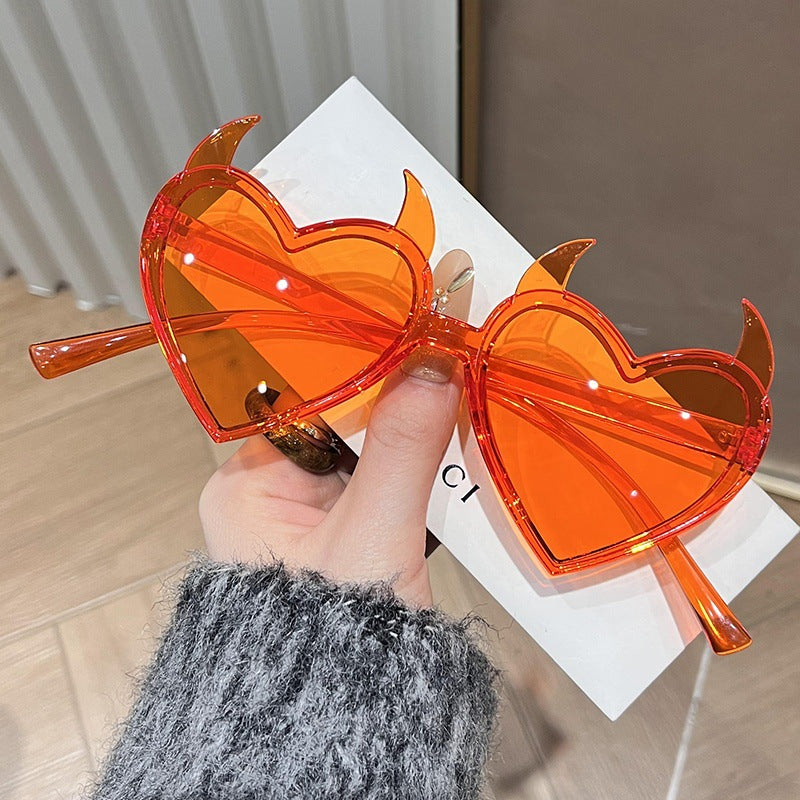 Damen kreative Herzform Sonnenbrille Karnz