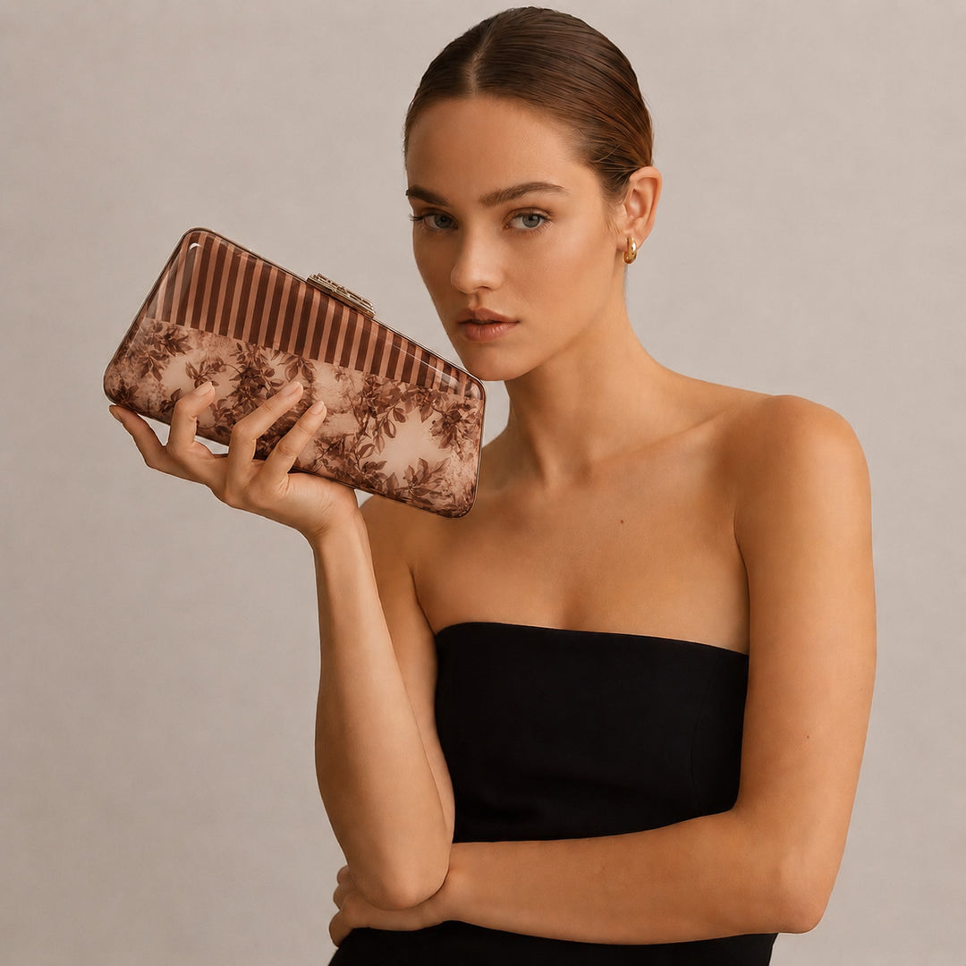 Künstlerische Blumen Acryl Clutch