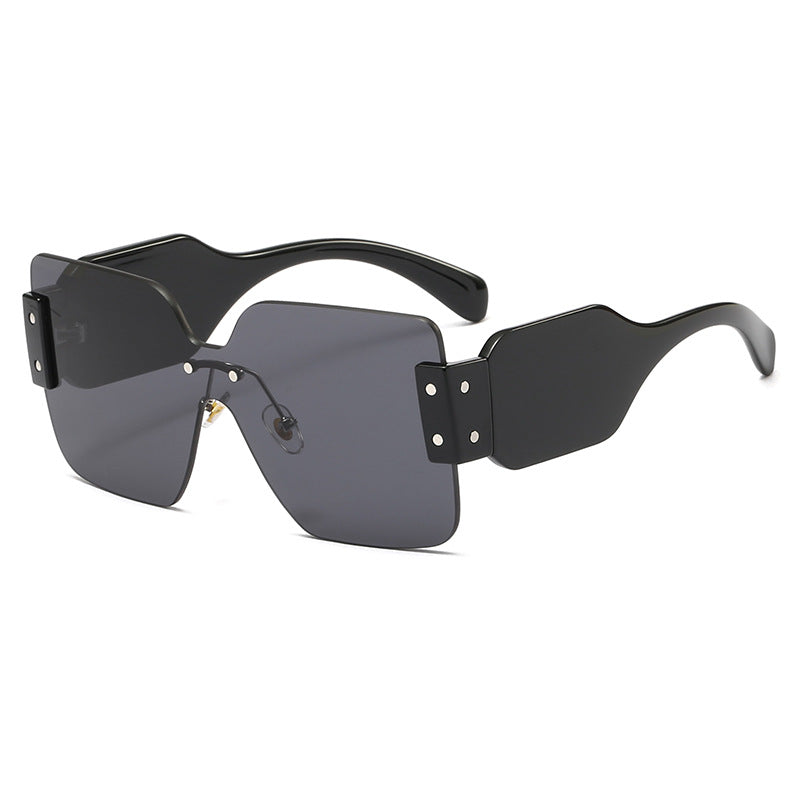 Damen modische flache Sonnenbrille mit kreativem Design Karnz