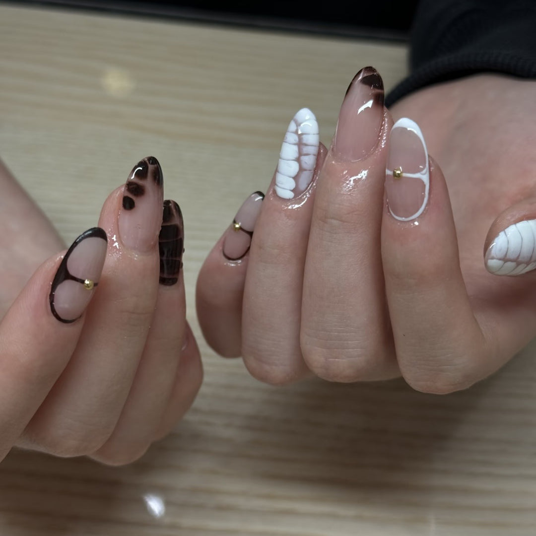 Künstlerisches Abstract Press-On Nagelset