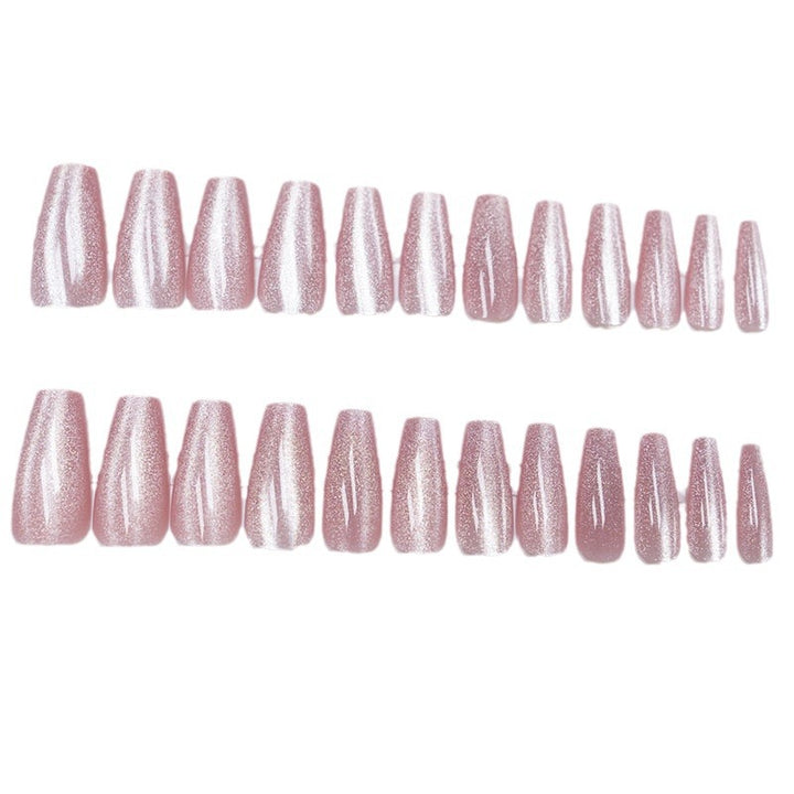 Glänzende Nagelverstärkungen