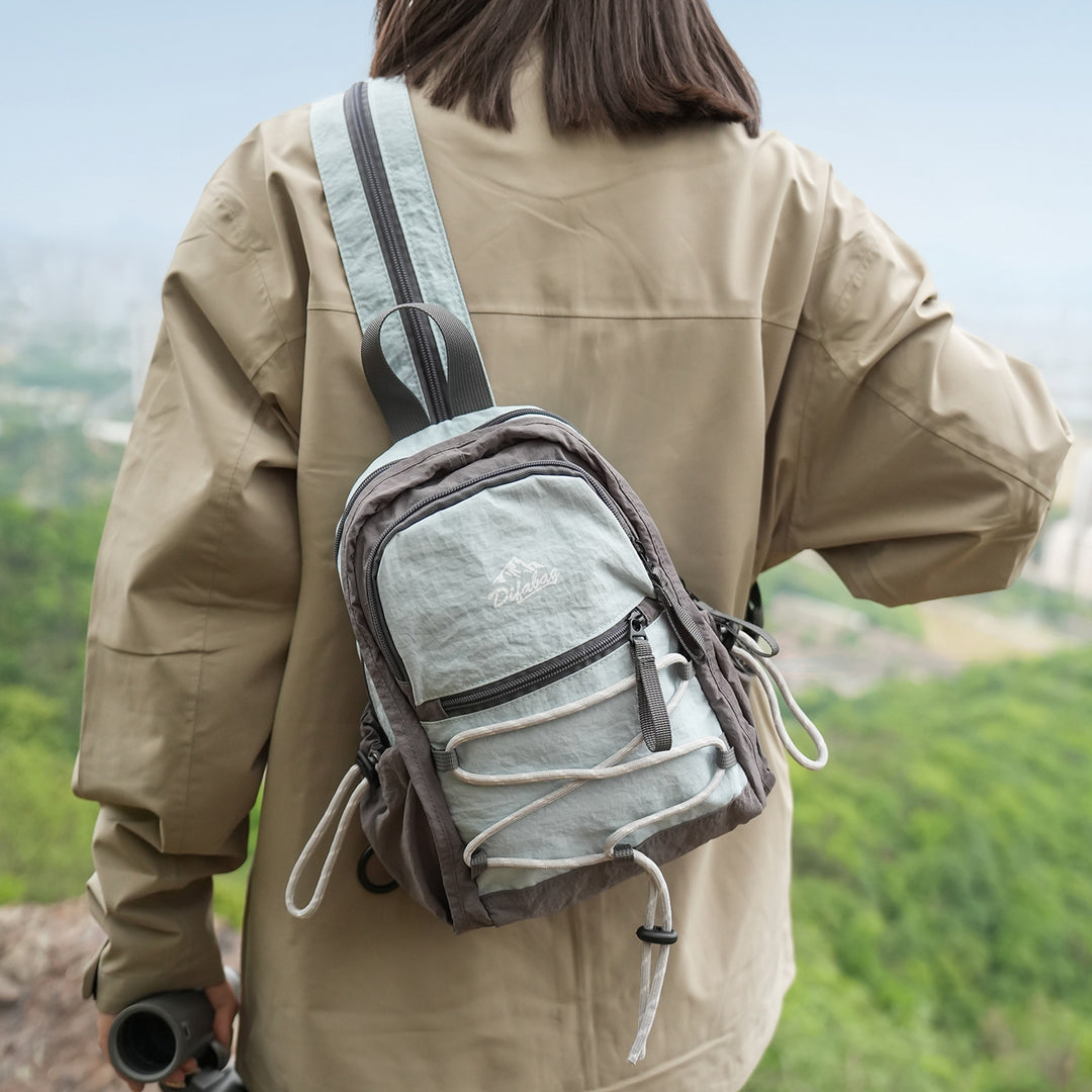 Kompakte Sling-Rucksack Karnz