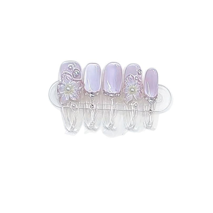 Blumenverzierte Press-On Nagelset Karnz