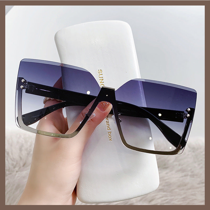 Damen Oversized Sonnenbrille im modernem Design mit UV-Schutz Karnz