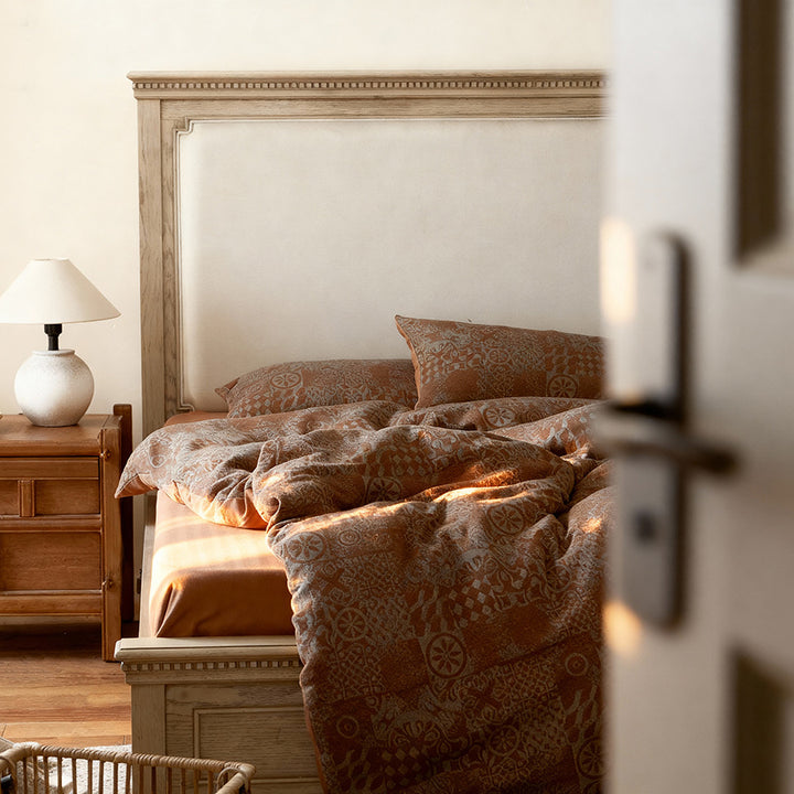 Heritage Jacquard Baumwollsatin Bettwäsche Ensemble mit strukturiertem Matelassé Bettläufer