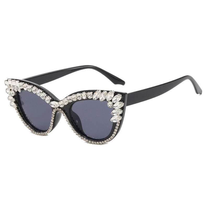 Damen Glamouröse Cat-Eye Sonnenbrille mit extravagantem Crystal-Verzierung Karnz