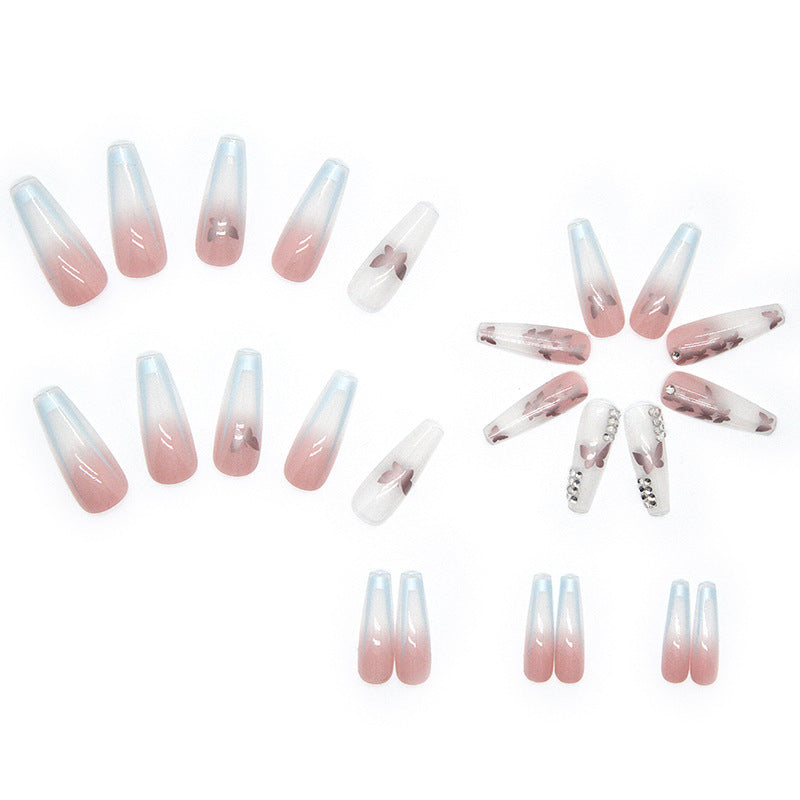 Kunstnagelset mit stilvollen Schmetterlingsverzierungen Karnz
